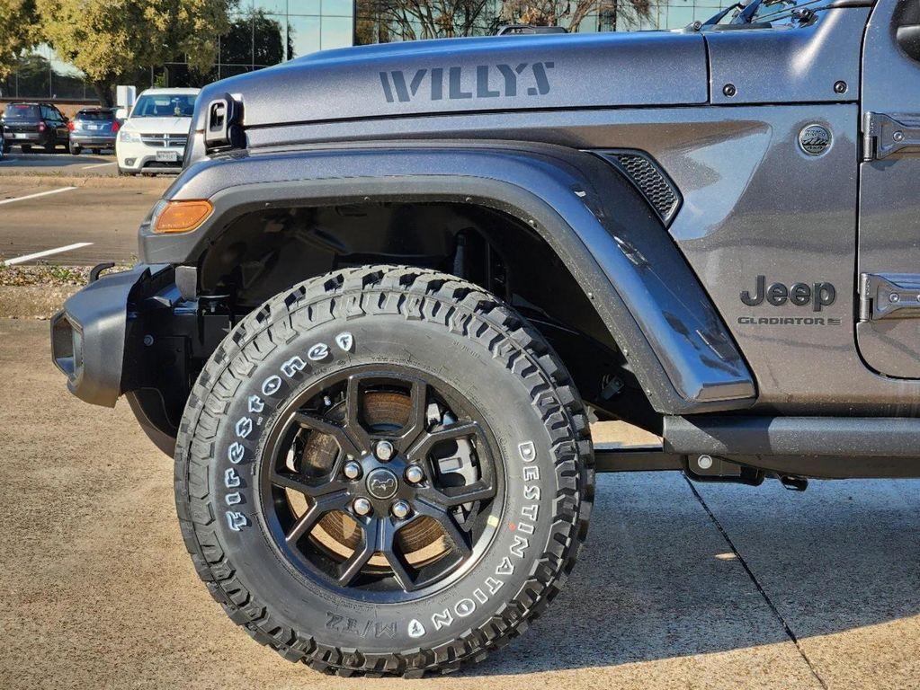new 2025 Jeep Gladiator car, priced at $43,445