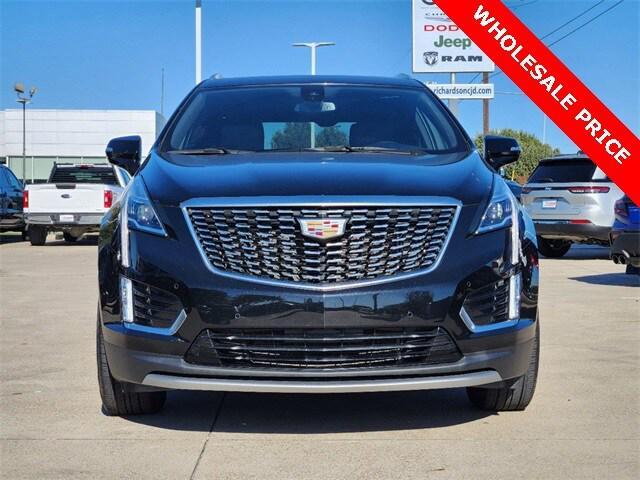 used 2020 Cadillac XT5 car, priced at $22,999