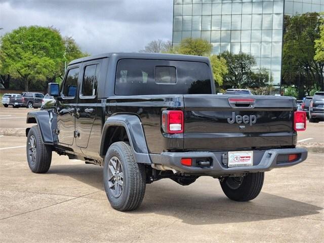 new 2024 Jeep Gladiator car, priced at $41,899