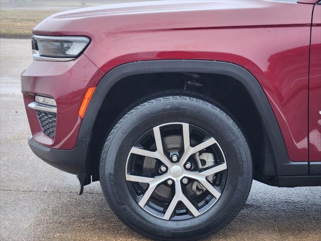 used 2023 Jeep Grand Cherokee car, priced at $29,484