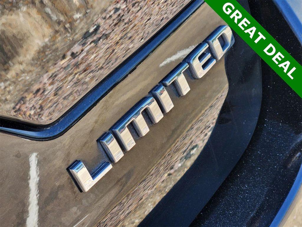 used 2023 Jeep Grand Cherokee car, priced at $26,433