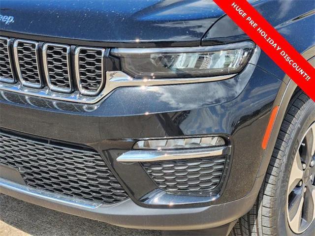 new 2024 Jeep Grand Cherokee 4xe car, priced at $43,093