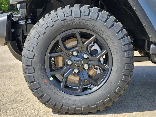 new 2025 Jeep Gladiator car, priced at $40,468