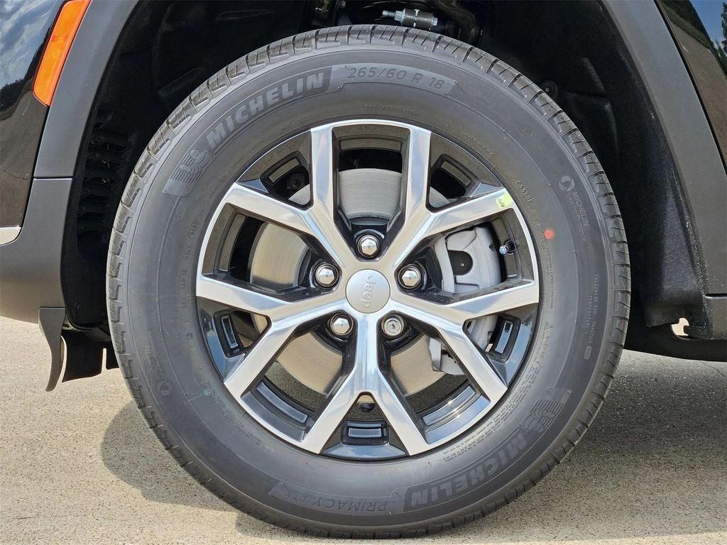 new 2025 Jeep Grand Cherokee L car, priced at $43,990