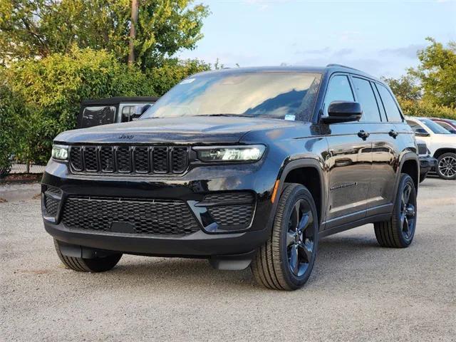 new 2025 Jeep Grand Cherokee car, priced at $36,249