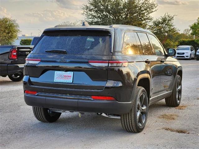 new 2025 Jeep Grand Cherokee car, priced at $38,343