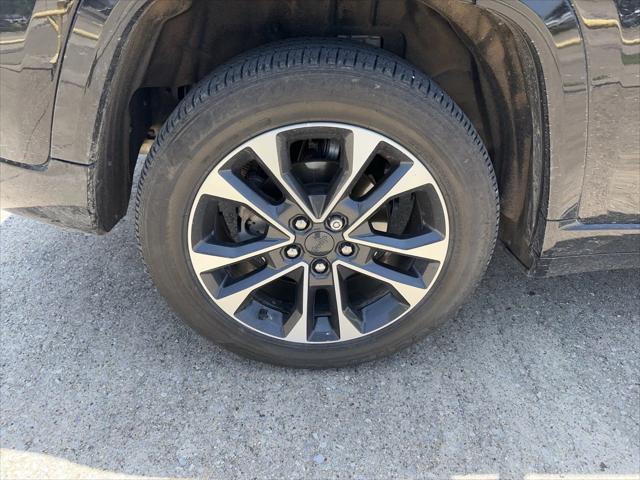 used 2023 Jeep Grand Cherokee car, priced at $41,000