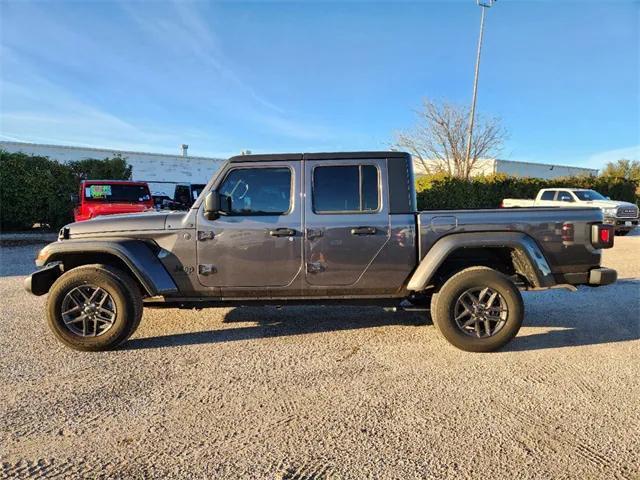 new 2024 Jeep Gladiator car, priced at $31,485