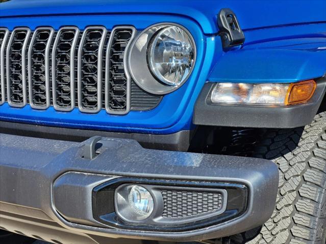 new 2025 Jeep Gladiator car, priced at $37,885