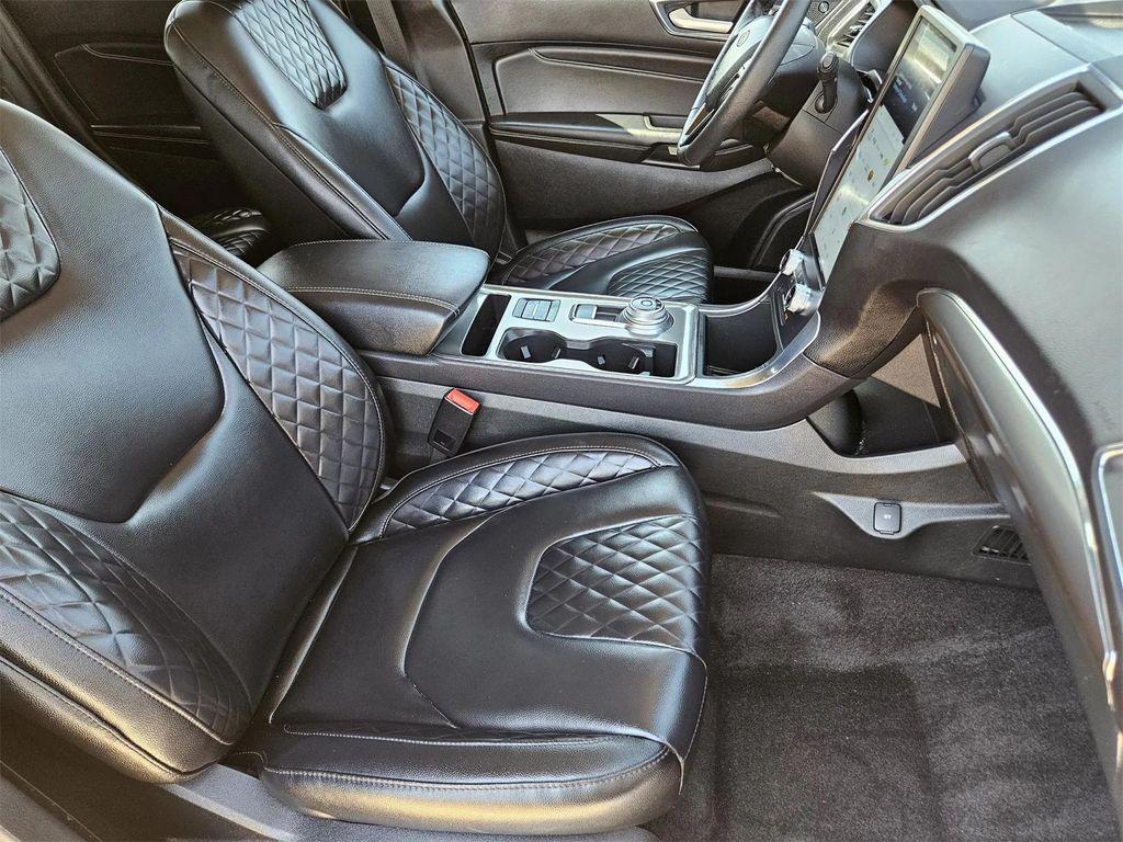 used 2024 Ford Edge car, priced at $27,000