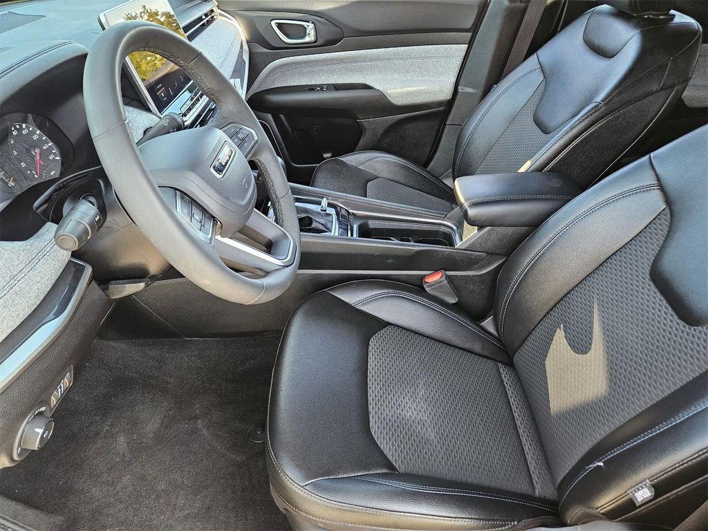 used 2024 Jeep Compass car, priced at $22,423