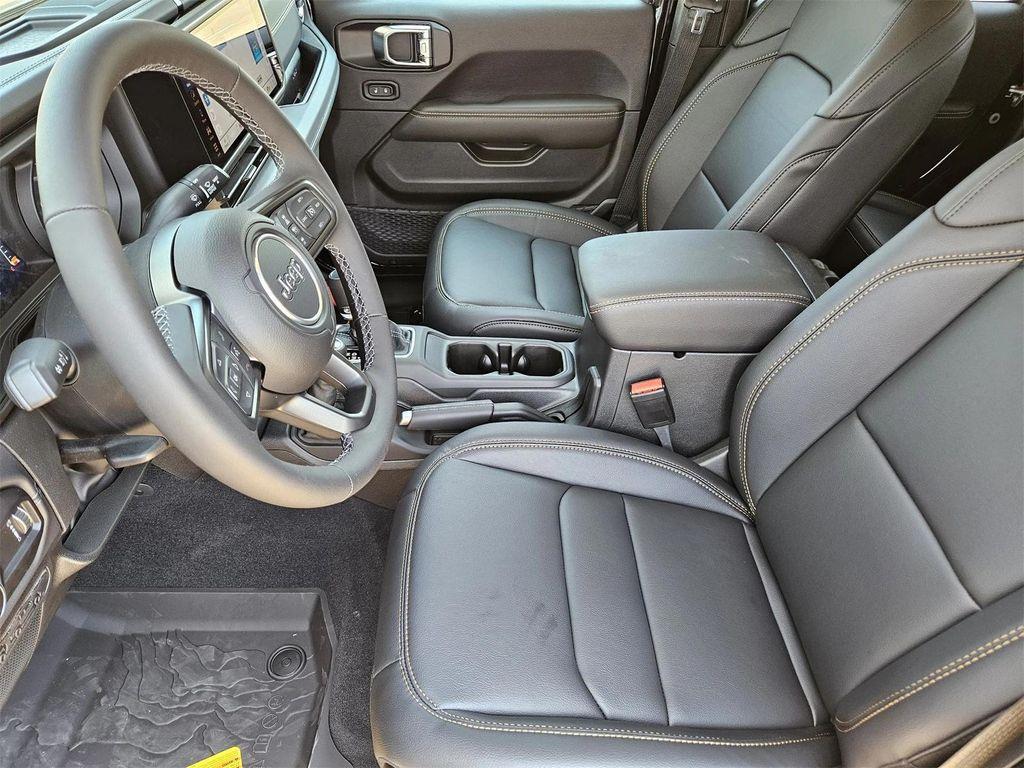 new 2025 Jeep Gladiator car, priced at $40,568