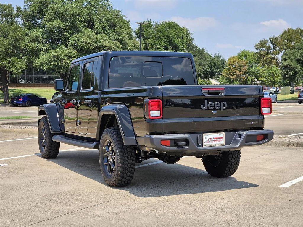 new 2025 Jeep Gladiator car, priced at $40,568