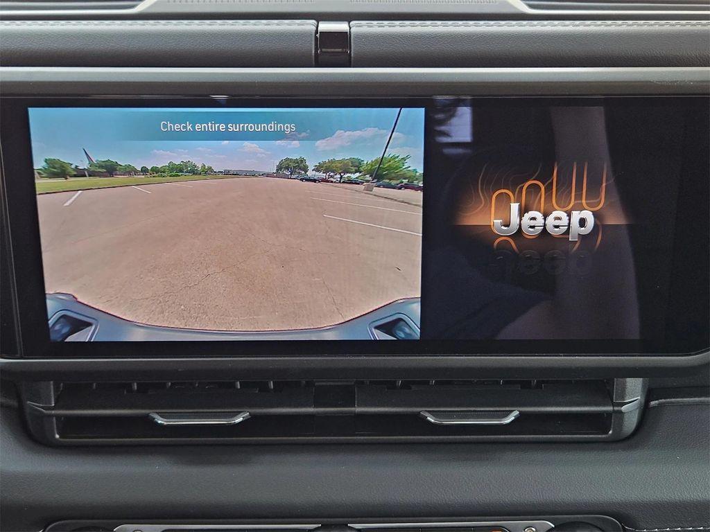 new 2025 Jeep Gladiator car, priced at $40,568