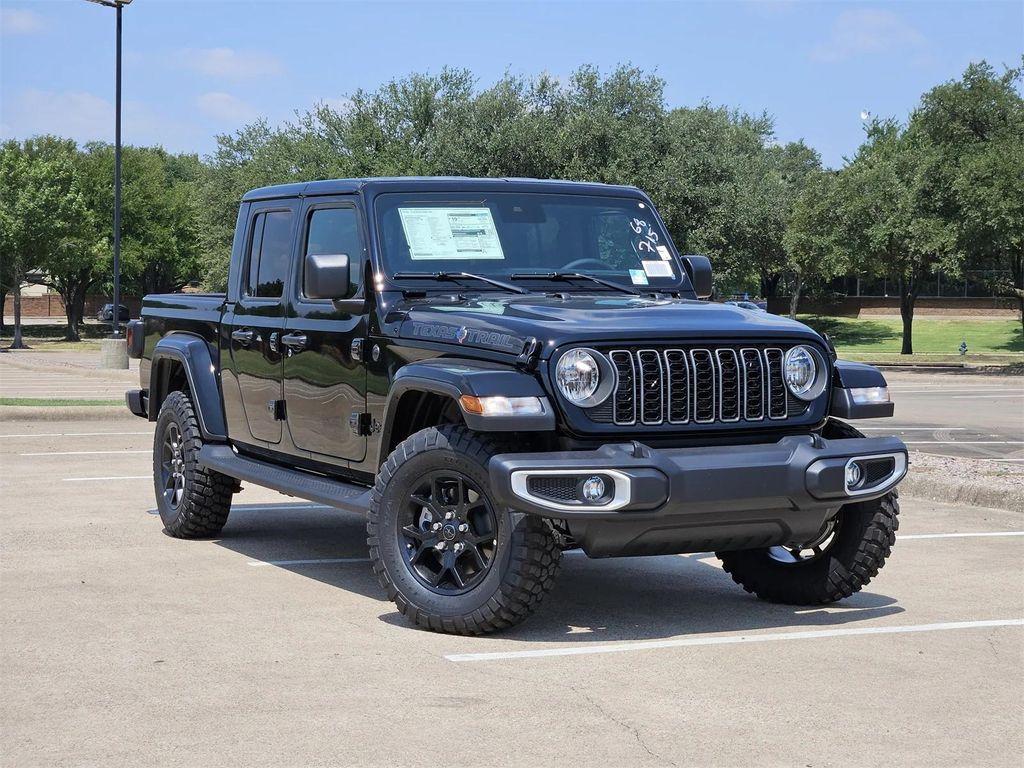new 2025 Jeep Gladiator car, priced at $40,568