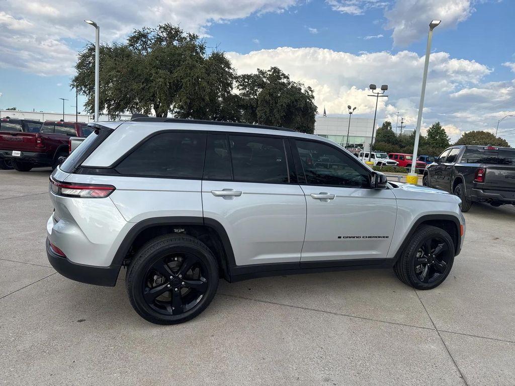 used 2024 Jeep Grand Cherokee car, priced at $34,898