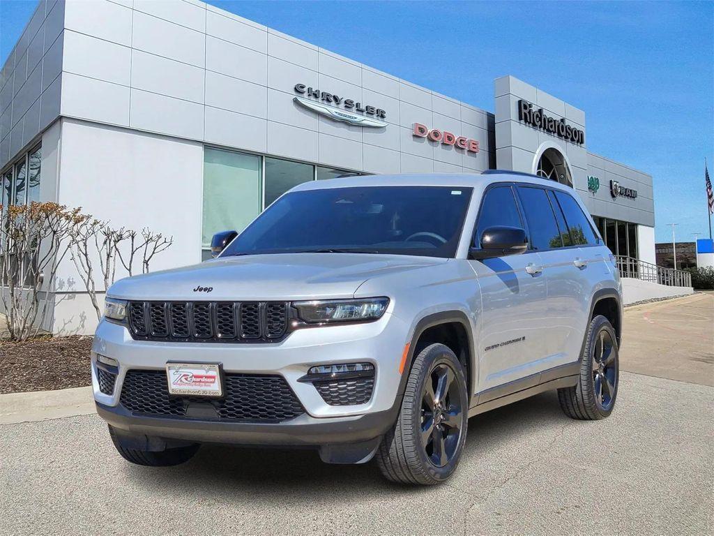 used 2024 Jeep Grand Cherokee car, priced at $32,950