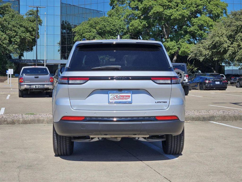 used 2024 Jeep Grand Cherokee car, priced at $32,950