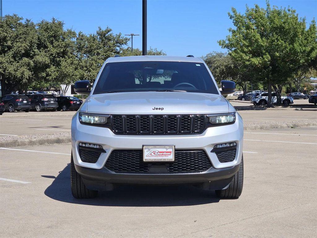 used 2024 Jeep Grand Cherokee car, priced at $32,950
