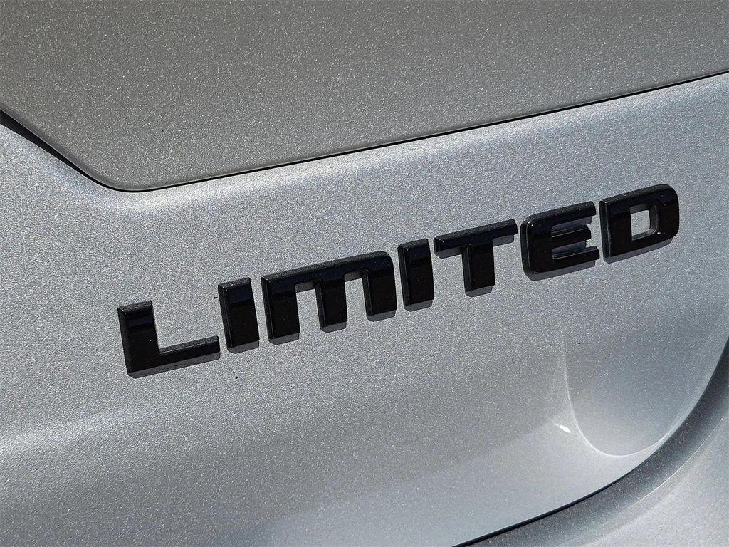 used 2024 Jeep Grand Cherokee car, priced at $32,950