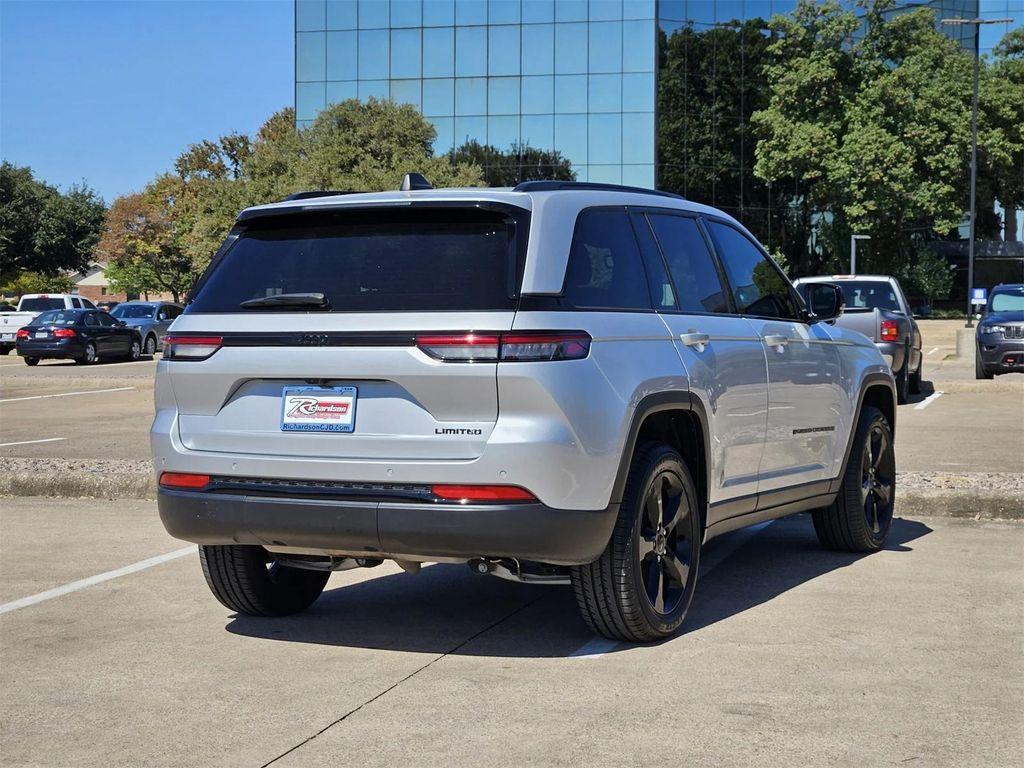 used 2024 Jeep Grand Cherokee car, priced at $32,950
