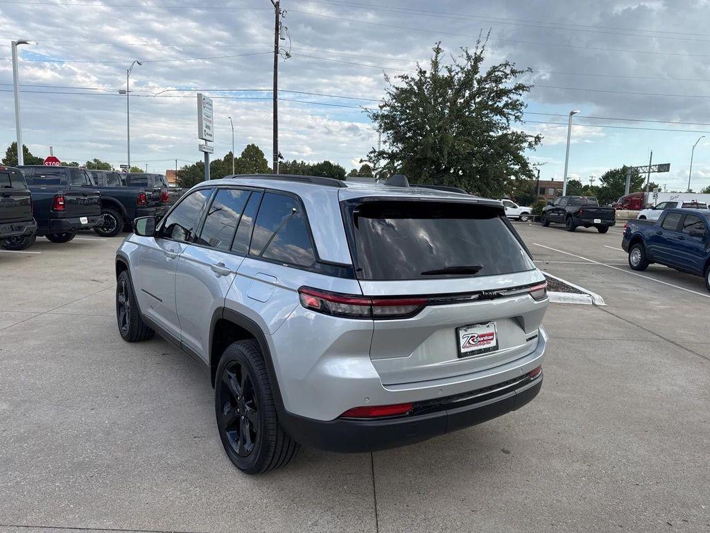 used 2024 Jeep Grand Cherokee car, priced at $34,898