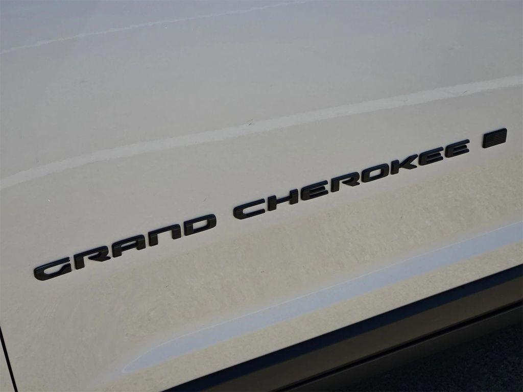 used 2024 Jeep Grand Cherokee car, priced at $32,950