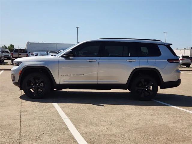 new 2024 Jeep Grand Cherokee L car, priced at $49,250