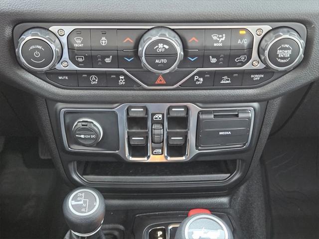 new 2025 Jeep Wrangler car, priced at $42,931