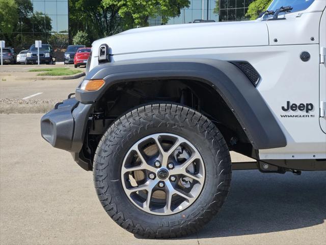 new 2025 Jeep Wrangler car, priced at $42,931