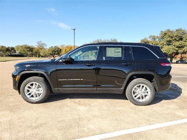 new 2025 Jeep Grand Cherokee car, priced at $32,249