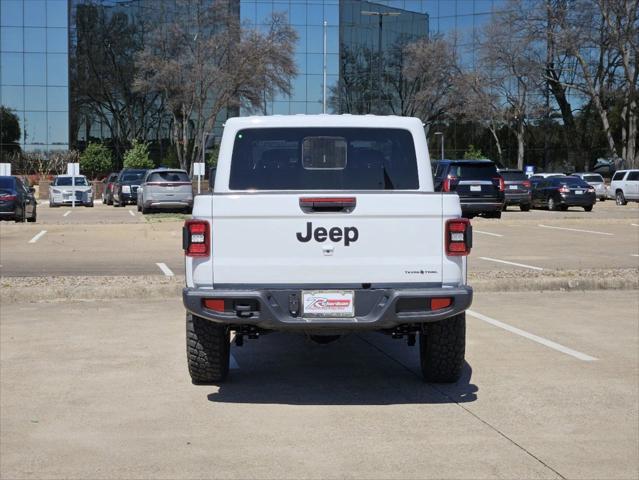 new 2025 Jeep Gladiator car, priced at $43,555