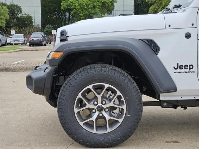 new 2025 Jeep Wrangler car, priced at $45,931