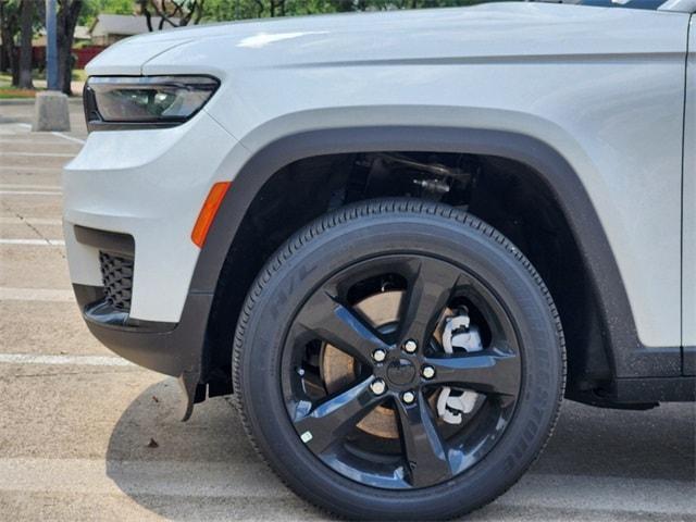 new 2024 Jeep Grand Cherokee L car, priced at $43,000