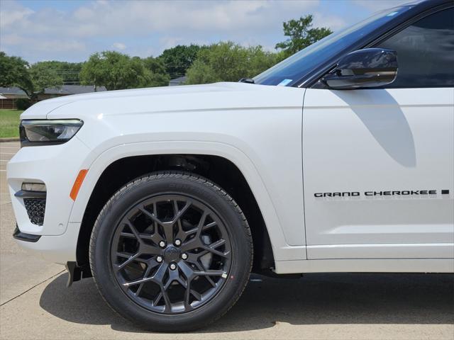 new 2025 Jeep Grand Cherokee car, priced at $62,237
