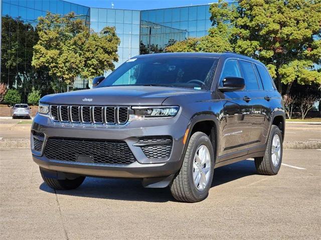 new 2025 Jeep Grand Cherokee car, priced at $32,249