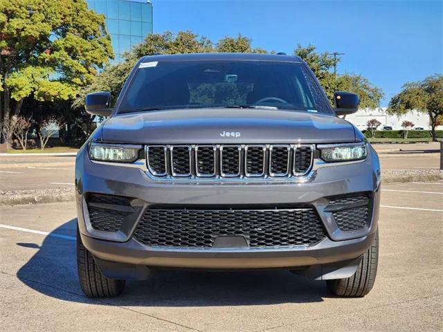 new 2025 Jeep Grand Cherokee car, priced at $32,249