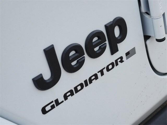 new 2024 Jeep Gladiator car, priced at $42,900