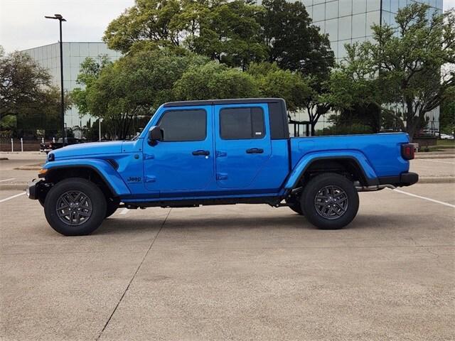 new 2024 Jeep Gladiator car, priced at $41,800