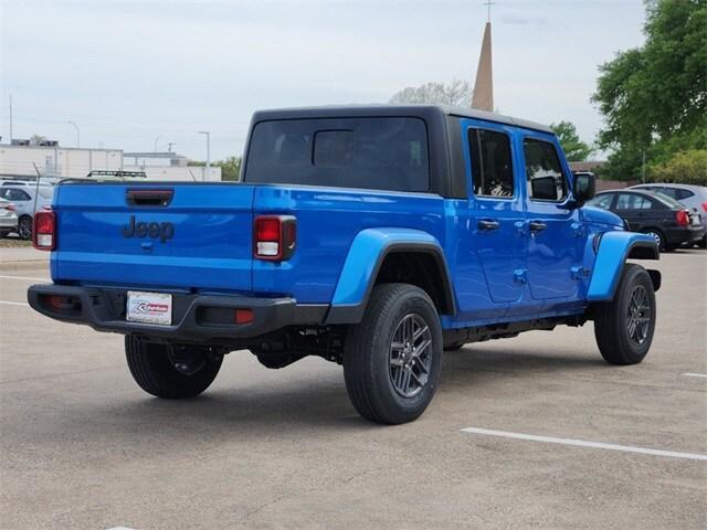 new 2024 Jeep Gladiator car, priced at $41,800