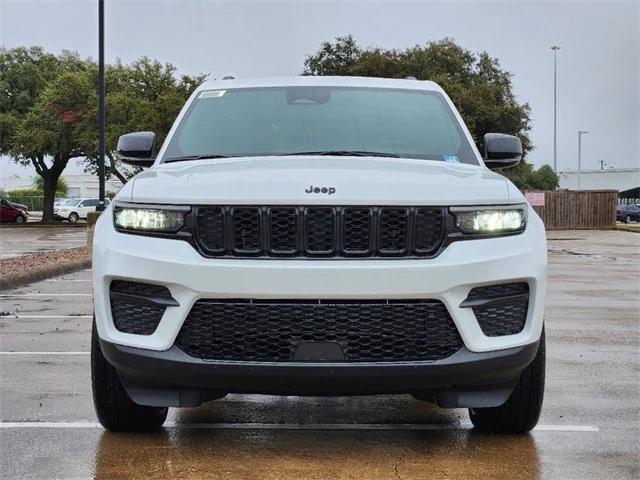 new 2025 Jeep Grand Cherokee car, priced at $43,307