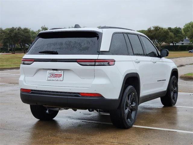 new 2025 Jeep Grand Cherokee car, priced at $43,307