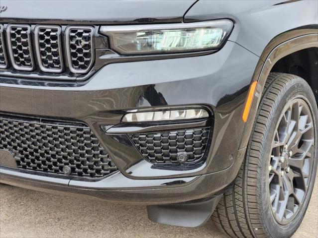 new 2025 Jeep Grand Cherokee car, priced at $68,495