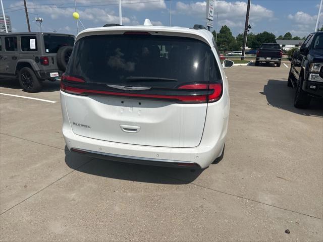 used 2022 Chrysler Pacifica car, priced at $20,948