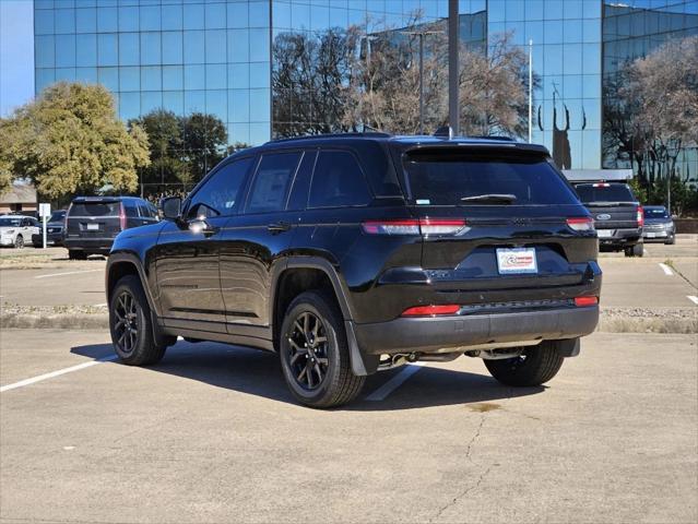 new 2025 Jeep Grand Cherokee car, priced at $39,555