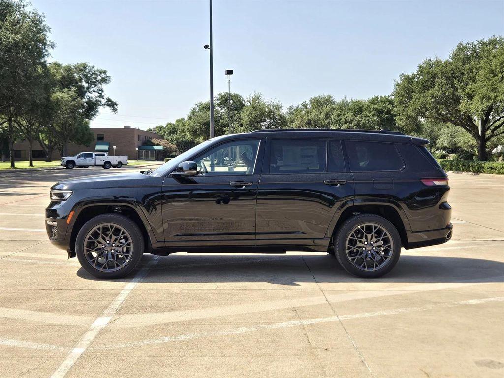 new 2025 Jeep Grand Cherokee L car, priced at $58,175