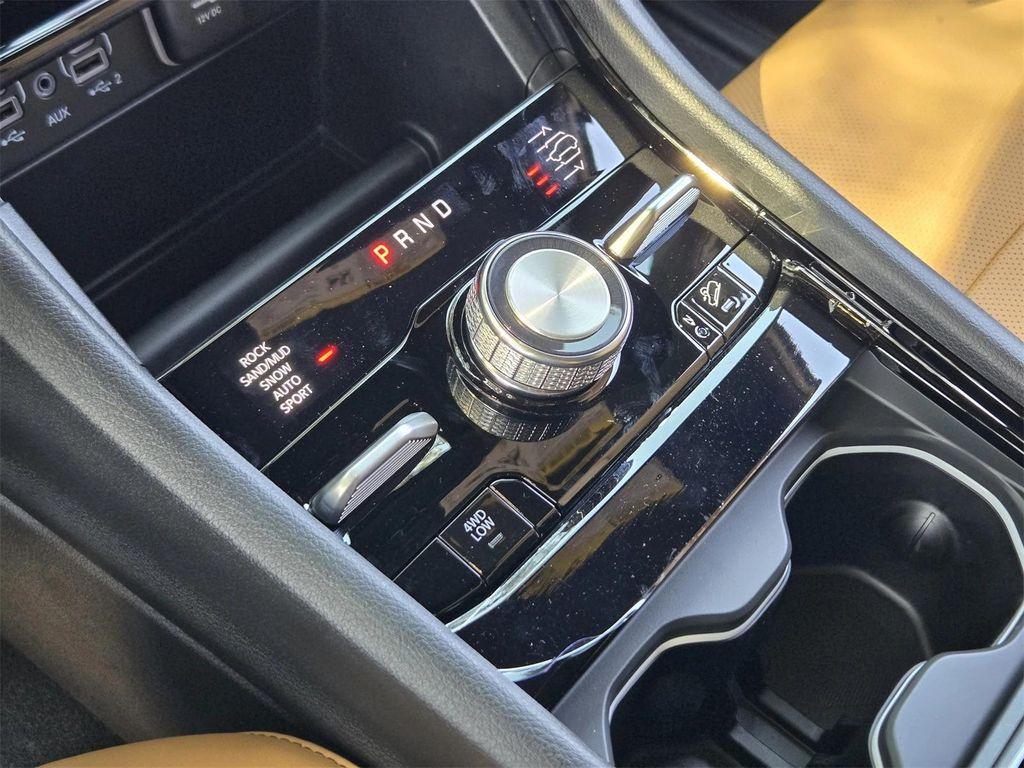 new 2025 Jeep Grand Cherokee L car, priced at $58,175