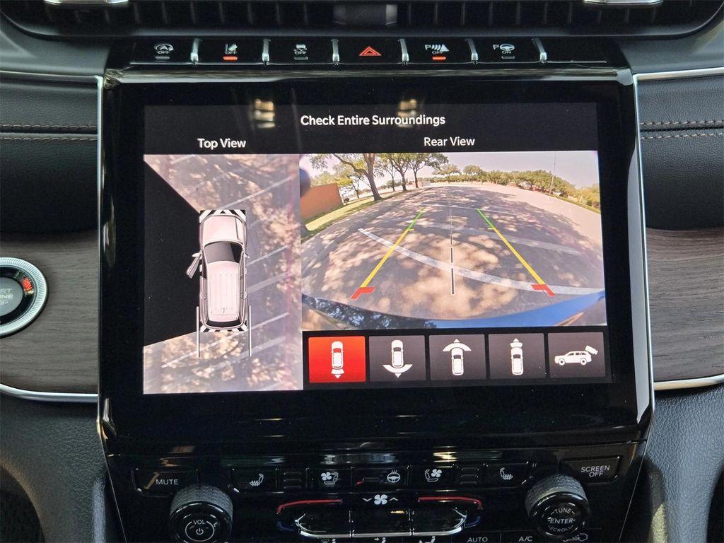 new 2025 Jeep Grand Cherokee L car, priced at $58,175