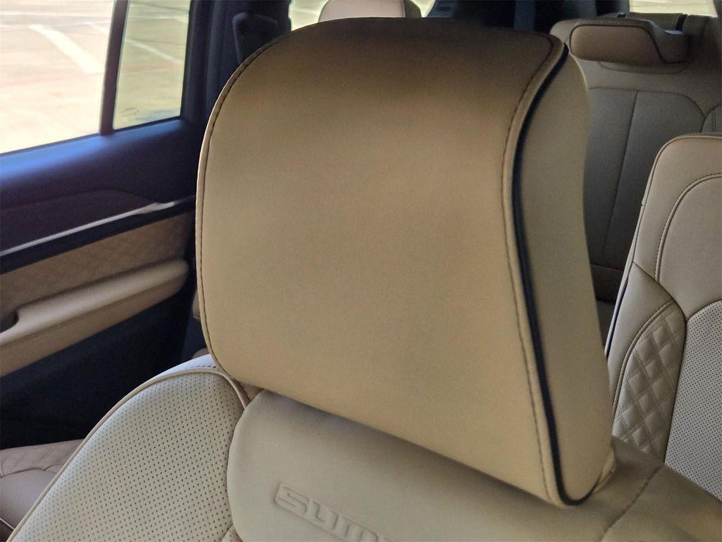 new 2025 Jeep Grand Cherokee L car, priced at $58,175