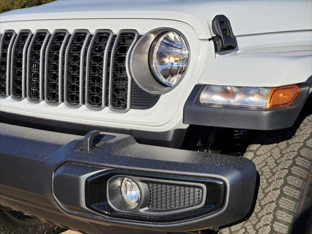 new 2025 Jeep Gladiator car, priced at $36,349